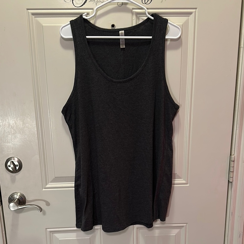 Platinum women’s dark grey tank top / Size‎ XL / Box 32-24